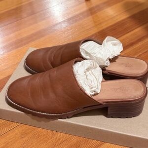 Madewell Camel Brown Leather Mindy Lugsole Mule - US 7.5